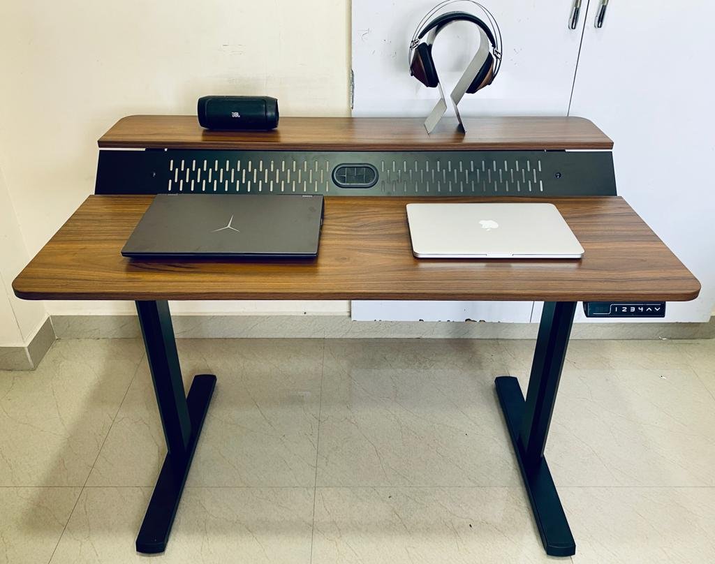 02. JIN OFFICE Electric height adjustable Sit Stand Desk