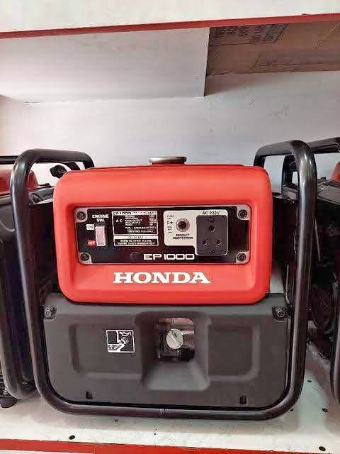 01. Honda EP 1000 generator