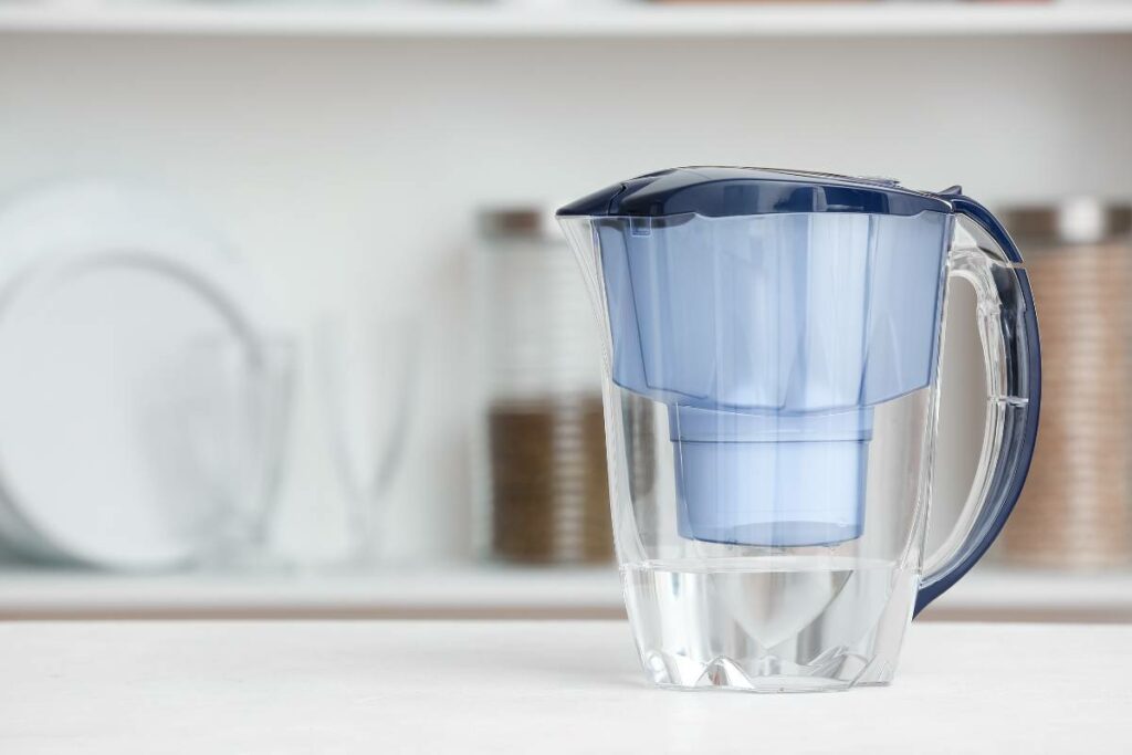 Gravity Water pitcher 