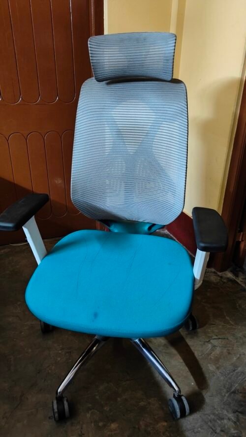 02. Vergo Transform Prime Mesh Office Chair